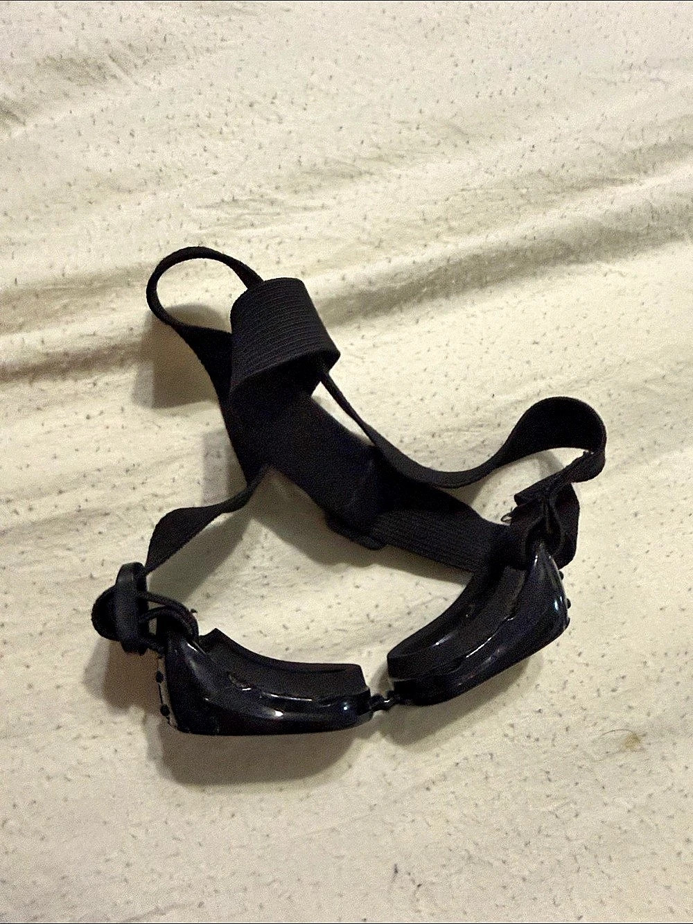 Black Goggles - Picture 5 of 6